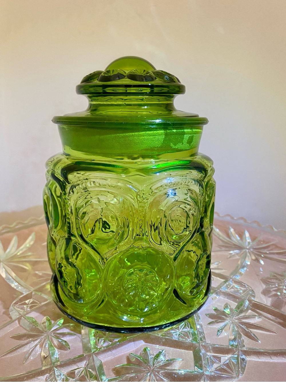 L.E. Smith "Moon and Stars" canister,